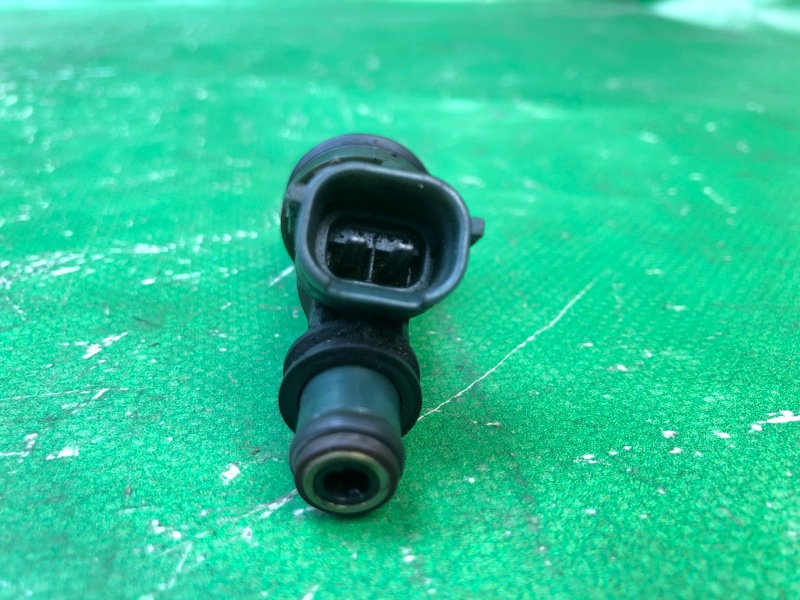 Форсунка топливная ES300 96-01 1998 MCV20 3.0 1MZFE