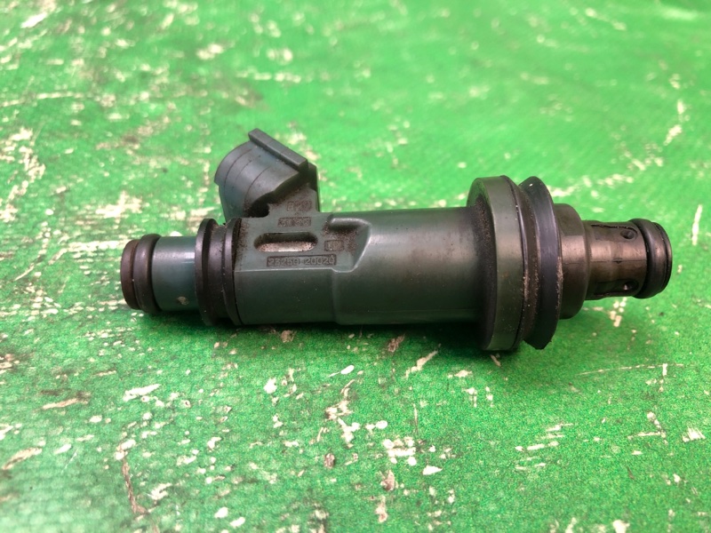 Форсунка топливная LEXUS ES300 96-01 1998 MCV20 3.0 1MZFE 23209-20020 Б/У