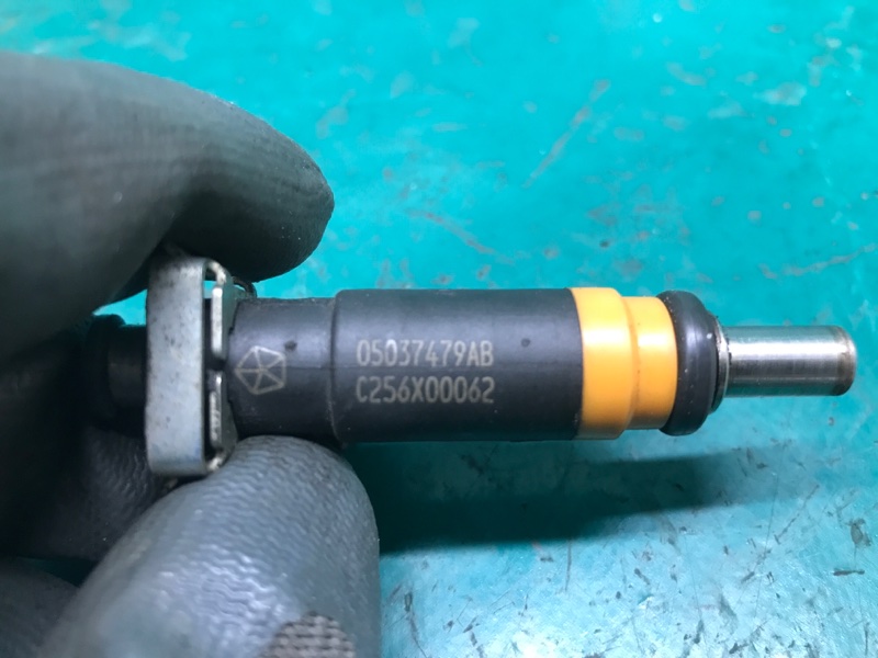 Форсунка топливная GRAND CHEROKEE 11-22 2013 Внедорожник 5.7 Форсунка топливная GRAND CHEROKEE 11-22 2013 Внедорожник 5.7