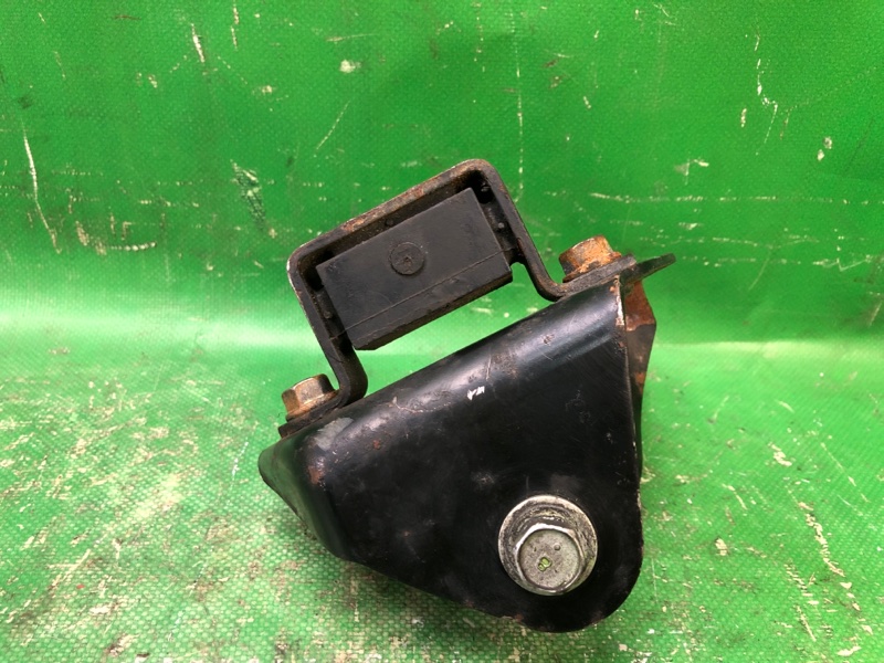 Кронштейн опоры двигателя ES300 96-01 1998 MCV20 3.0 1MZFE