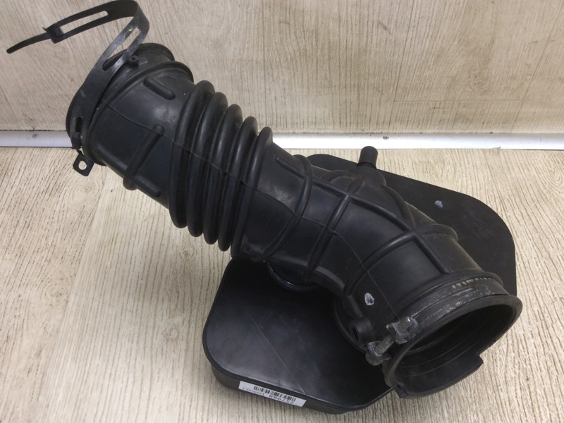 Резонатор воздушного фильтра CX-9 06-16 2012 3.7 CA