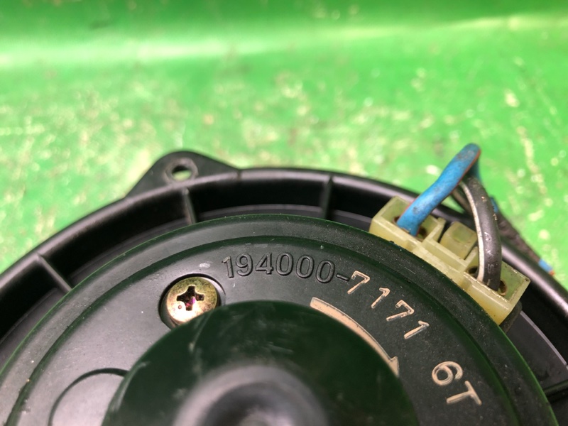 Моторчик печки ES300 96-01 1998 MCV20 3.0 1MZFE