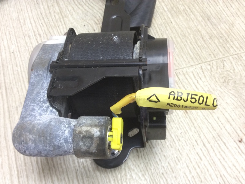 Ремень безопасности передний правый CX-9 06-16 2012 3.7 CA