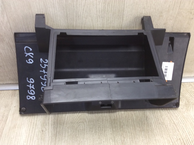 Бардачок MAZDA CX-9 06-16 3.7 CA