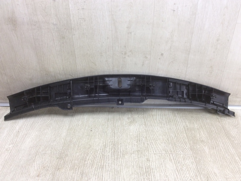 Накладка на порог багажника MAZDA CX-9 06-16 3.7 CA