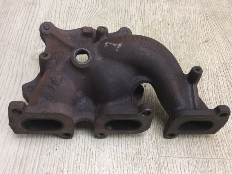 Запчасть коллектор выпускной MAZDA CX-9 06-16 2012 3.7 CA CY01-13-451A Б/У Коллектор выпускной MAZDA CX-9 06-16 2012 3.7 CA CY01-13-451A Б/У