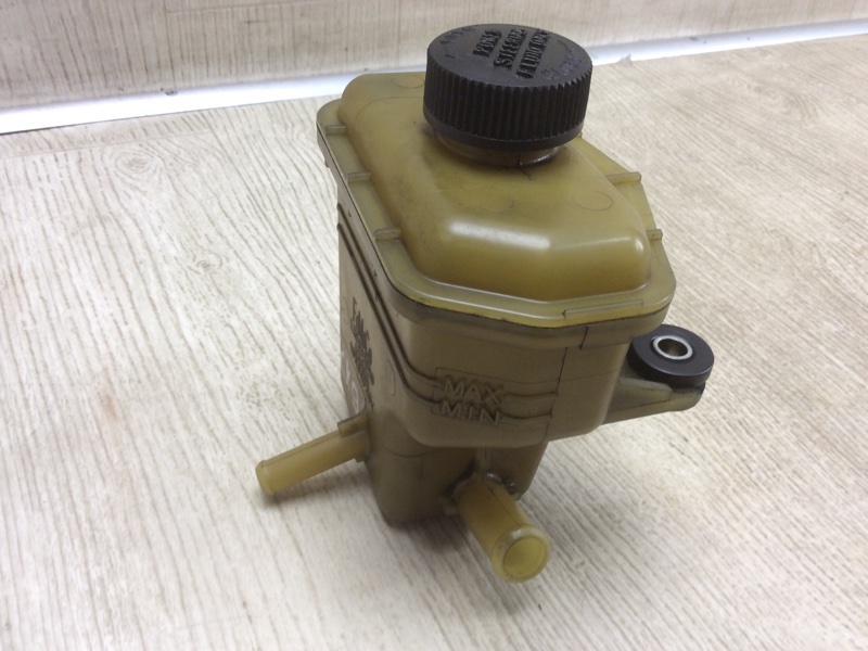 Бачок ГУР MAZDA CX-9 06-16 3.7 CA Бачок ГУР MAZDA CX-9 06-16 3.7 CA