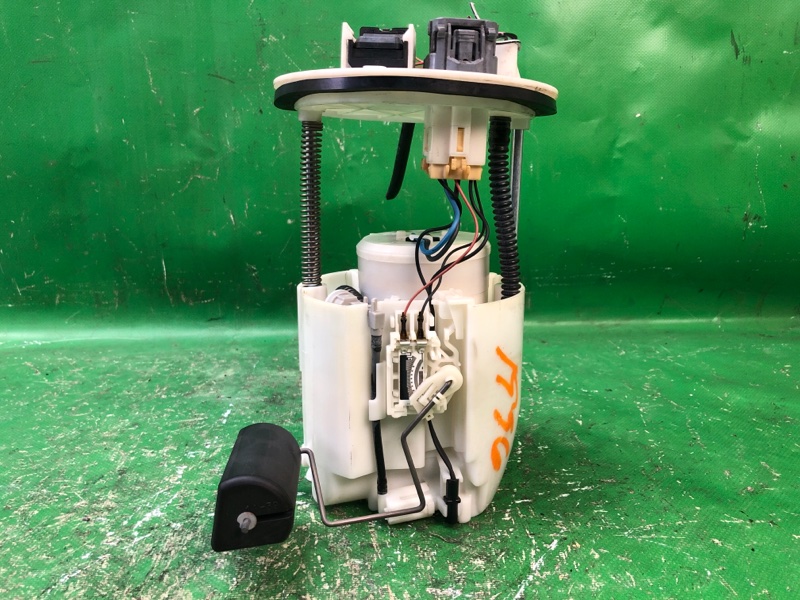 Топливный насос MITSUBISHI GALANT 03-12 2010 Седан 2.4 4G69 1760A176 Б/У