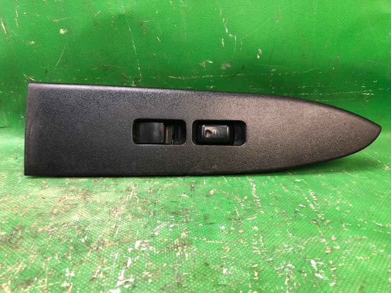 Запчасть кнопка стеклоподъемника MITSUBISHI GALANT 03-12 2010 Седан 2.4 4G69 MR587946 Б/У Кнопка стеклоподъемника MITSUBISHI GALANT 03-12 2010 Седан 2.4 4G69 MR587946 Б/У