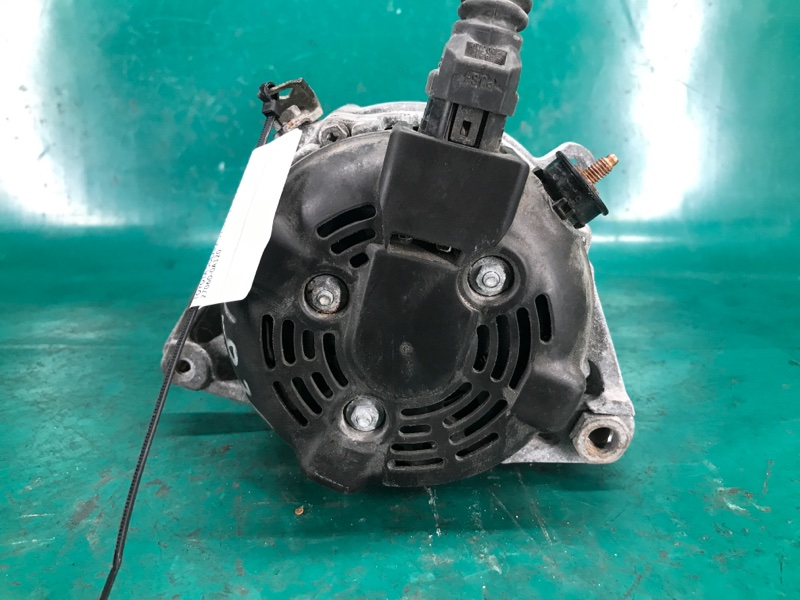 Генератор SOLARA 03-09 2006 Кабриолет 3.3 3MZ-FE