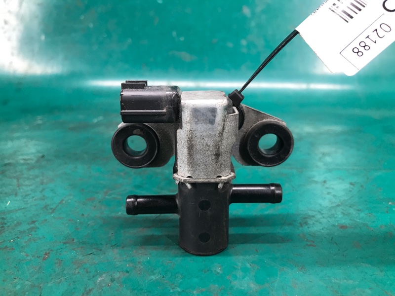 Клапан электромагнитный (вакуумный) NISSAN QUEST S 11-17 2014 Минивен E52 3.5 14930-JA10A Б/У