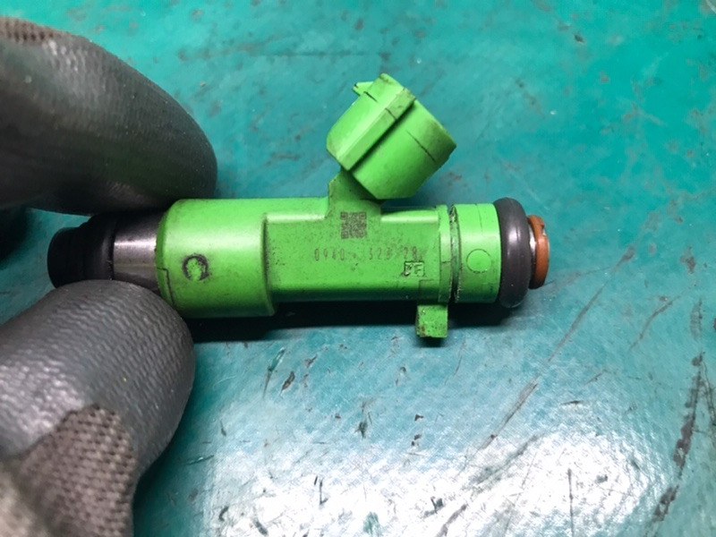 Форсунка топливная QUEST S 11-17 2014 Минивен E52 3.5