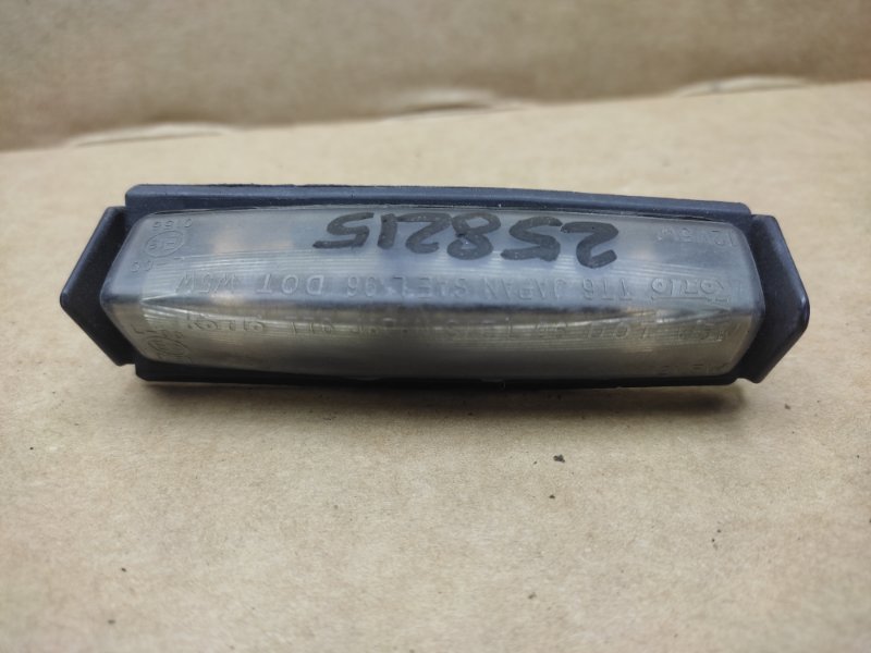 Подсветка номера TOYOTA CAMRY 40 06-11 81270-AA020 Б/У