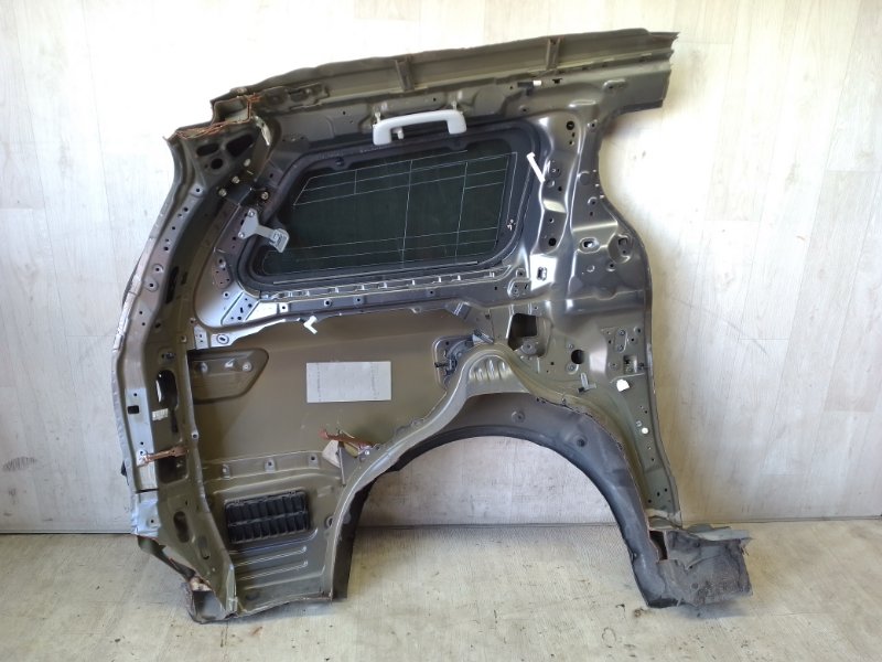 Четверть кузова задняя левый TOYOTA SIENNA 11-16 Минивэн 3.5L 6