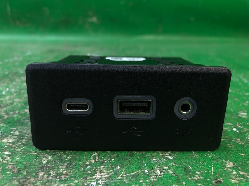 Разъем CHEVROLET EQUINOX 17- 2021 1.5 LYX 13529865 Б/У