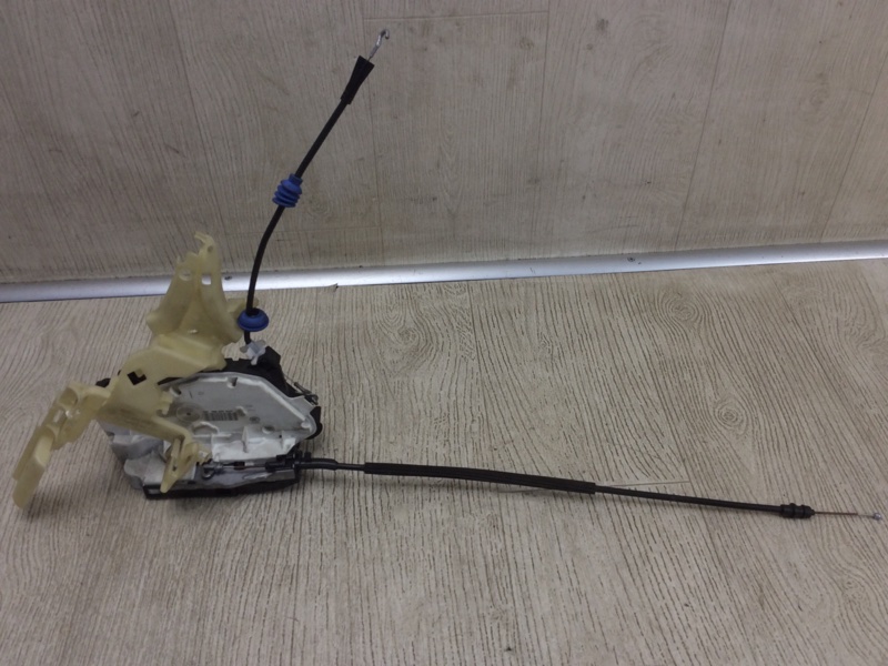 Замок двери задний правый VOLKSWAGEN PASSAT CC 12-18 2013 Седан 2.0 CBFA 5N0839016H Б/У