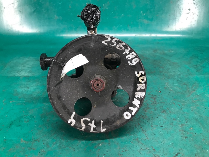 Насос ГУР KIA SORENTO XM 09-14 2010 Внедорожник 2.4 G4KE 57100-1U000 Б/У