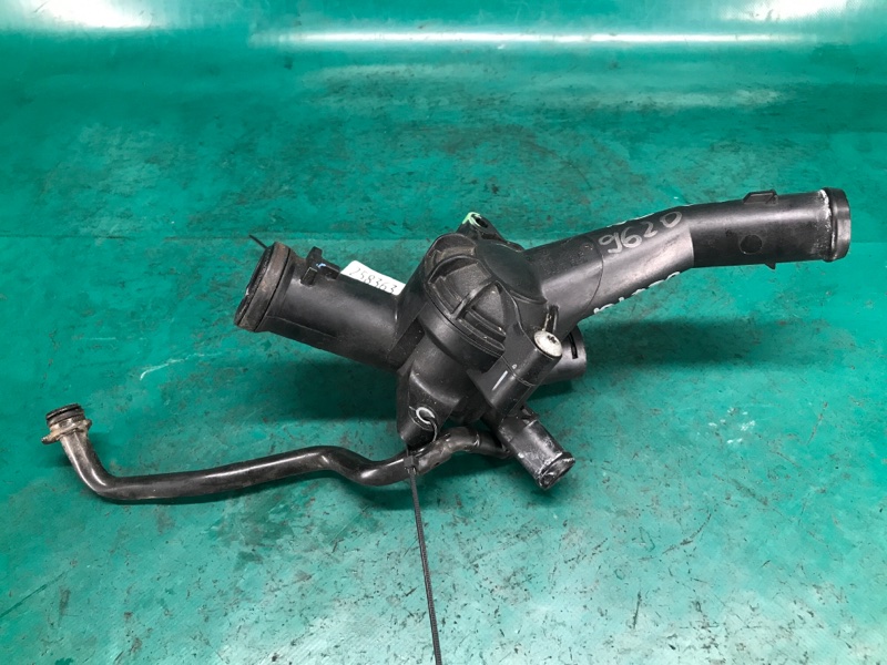 Корпус термостата VOLKSWAGEN JETTA USA 10-17 Седан CBTA 2.5L