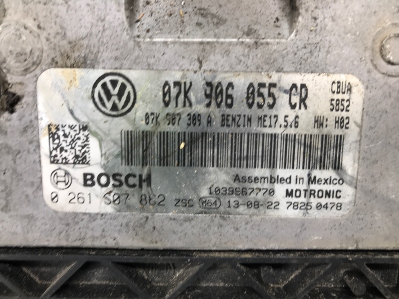 Блок управления двигателем VOLKSWAGEN JETTA USA 10-17 Седан CBTA 2.5L