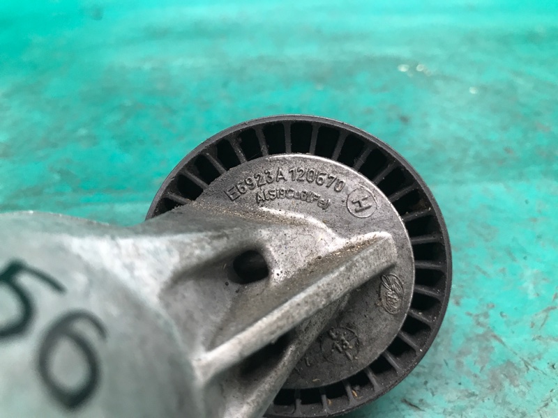 Натяжитель ремня генератора JETTA USA 10-17 2011 Седан CBTA 2.5L