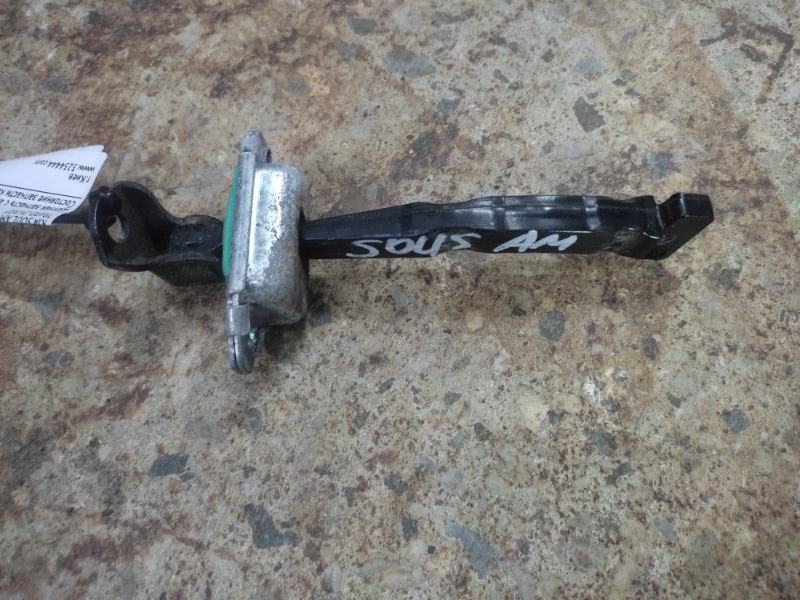 Запчасть ограничитель двери задний правый KIA SOUL AM 08-13 2012 Хетчбек 2.0 79490-2K000 Б/У Ограничитель двери задний правый KIA SOUL AM 08-13 2012 Хетчбек 2.0 79490-2K000 Б/У