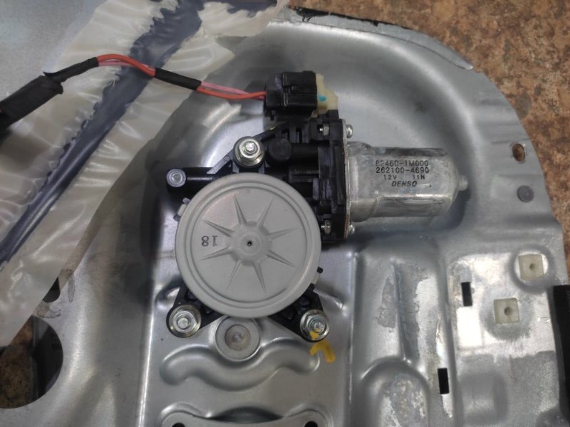 Стеклоподъемник задний правый SOUL AM 08-13 2012 Хетчбек 2.0 Стеклоподъемник задний правый SOUL AM 08-13 2012 Хетчбек 2.0