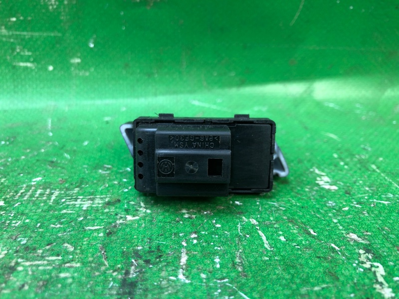 Кнопка передняя правая VOLKSWAGEN PASSAT B7 11-15 2.5 CBUA