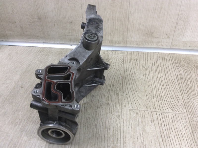 Кронштейн масляного фильтра PASSAT CC 12-18 2013 Седан 2.0 CBFA