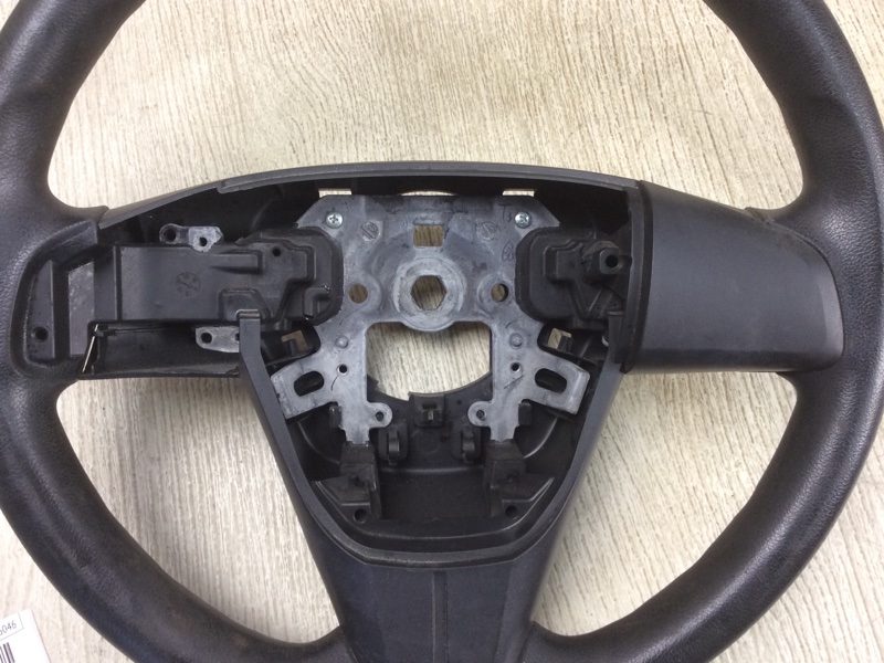 Руль 3 BL 09-13 2012 2.0 LF-VE