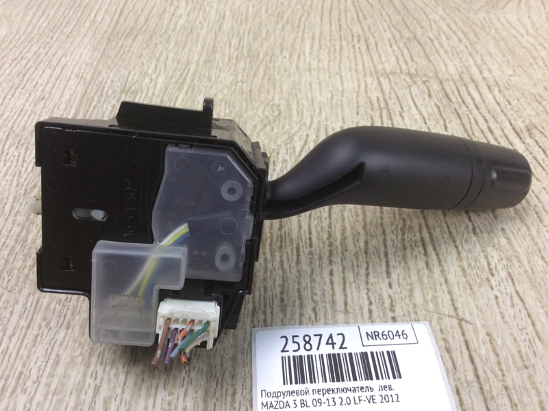Подрулевой переключатель левый 3 BL 09-13 2012 2.0 LF-VE