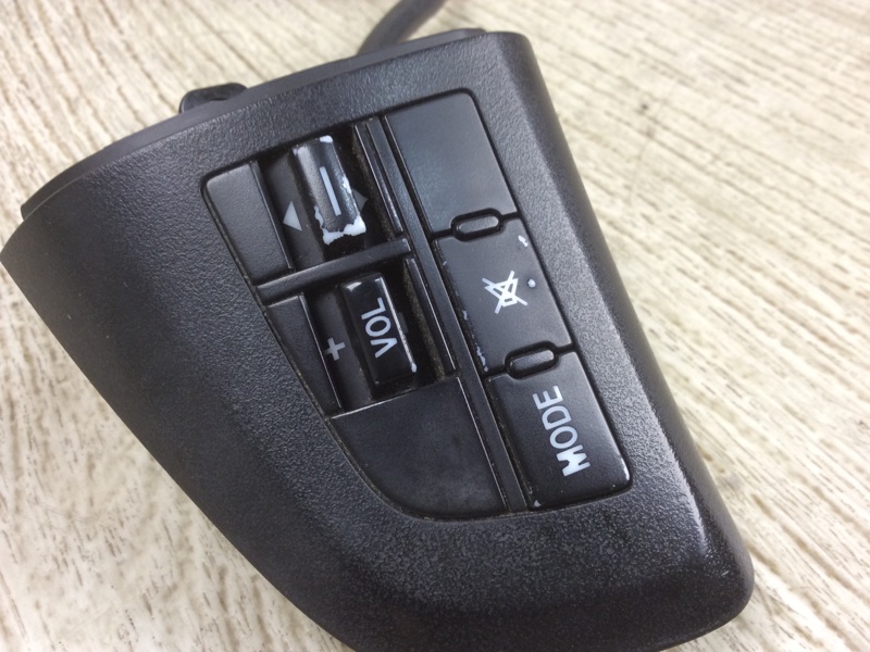 Кнопки на руль 3 BL 09-13 2012 2.0 LF-VE Кнопки на руль 3 BL 09-13 2012 2.0 LF-VE