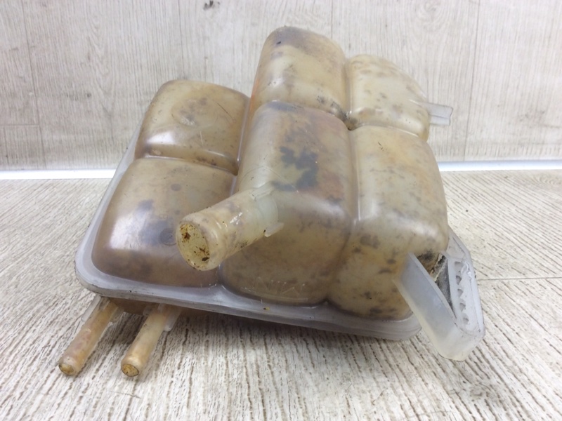 Бачок расширительный MAZDA 3 BL 09-13 2.0 LF-VE Бачок расширительный MAZDA 3 BL 09-13 2.0 LF-VE