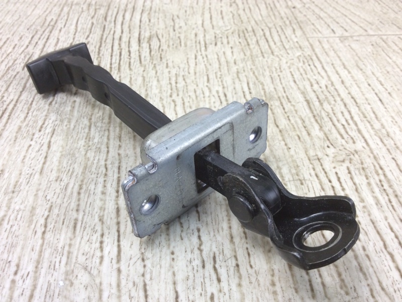 Ограничитель двери задний MAZDA 3 BL 09-13 2.0 LF-VE