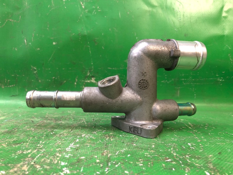 Фланец системы охлаждения KIA SOUL PS 13-19 2.0 G4NC