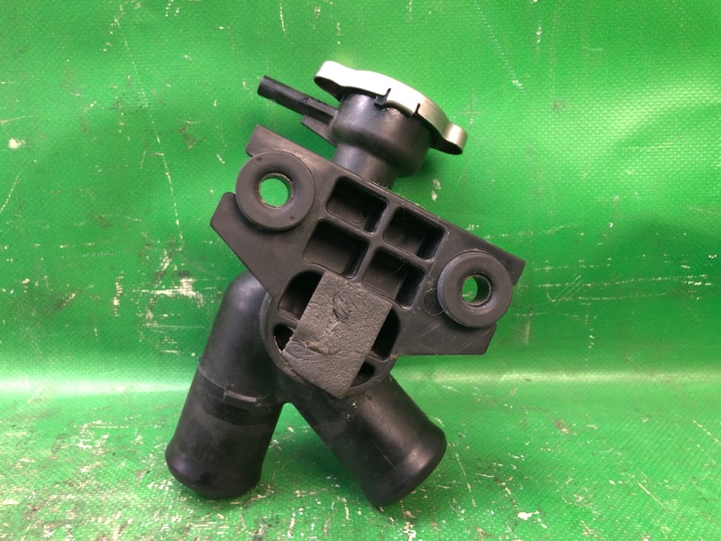 Горловина радиатора KIA SOUL PS 13-19 2.0 G4NC