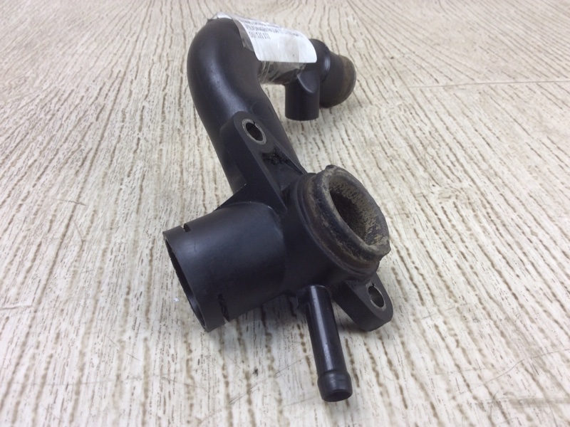 Фланец системы охлаждения PASSAT CC 12-18 2013 Седан 2.0 CBFA