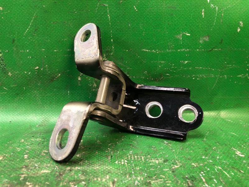 Петля двери нижняя задняя левая KIA SOUL PS 13-19 2.0 G4NC