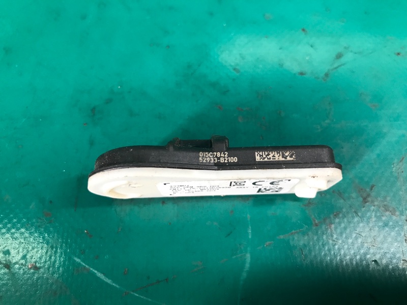 Датчик давления в шинах SEDONA 14-18 16 YP 3.3 G6DM Датчик давления в шинах SEDONA 14-18 16 YP 3.3 G6DM