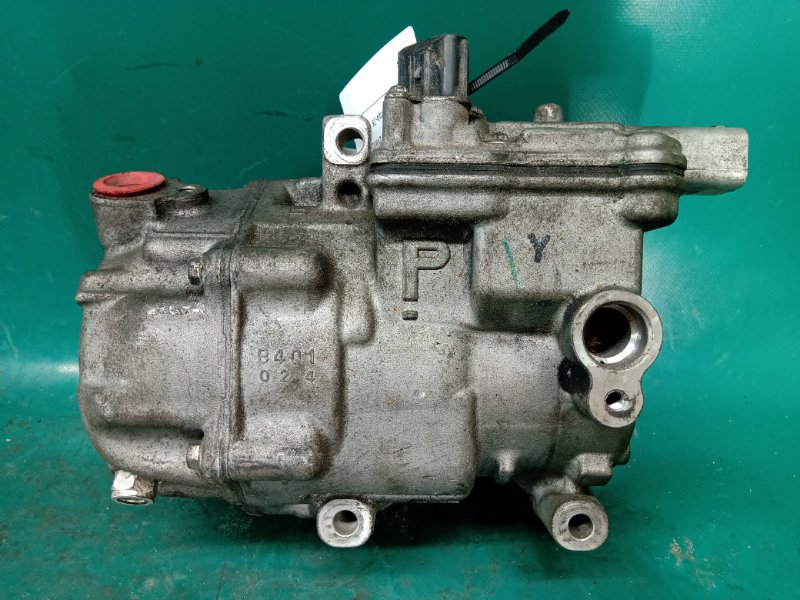 Компрессор кондиционера TOYOTA PRIUS - 30 09-17 ZVW30L