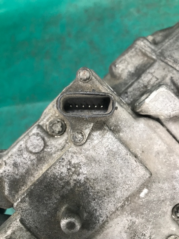 Компрессор кондиционера PRIUS - 30 09-17 ZVW30L