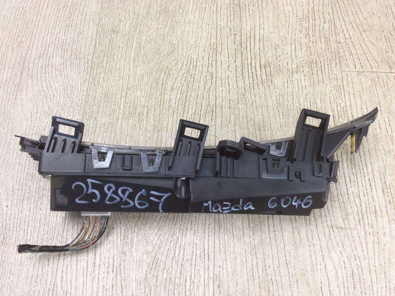 Монитор MAZDA 3 BL 09-13 2.0 LF-VE Монитор MAZDA 3 BL 09-13 2.0 LF-VE