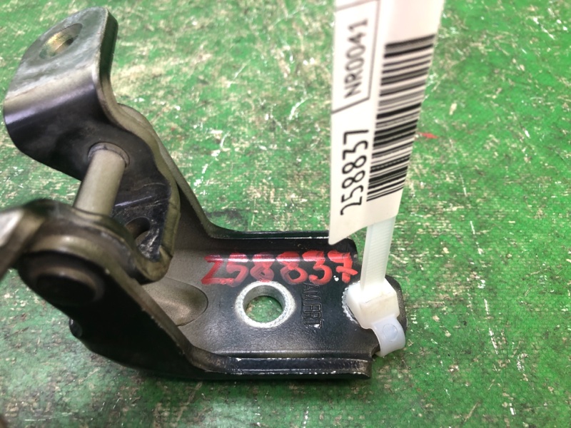 Петля двери нижняя передняя левая SOUL PS 13-19 2016 2.0 G4NC Петля двери нижняя передняя левая SOUL PS 13-19 2016 2.0 G4NC