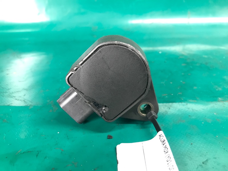 Катушка зажигания MDX (YD1) 00-06 2003 Внедорожник 3.5 J35A5 Катушка зажигания MDX (YD1) 00-06 2003 Внедорожник 3.5 J35A5