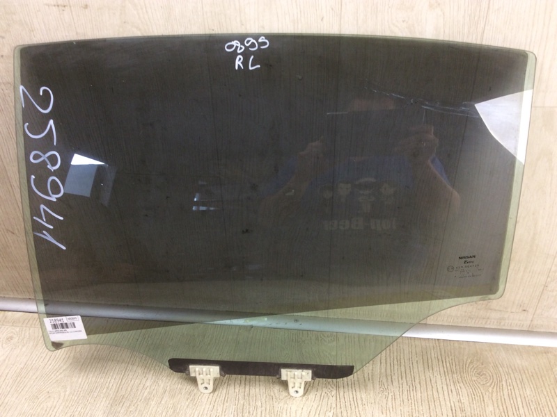 Запчасть стекло двери заднее левое NISSAN SENTRA (B16) 06–12 2012 2.0 MR20DE 82301ZE80A Б/У Стекло двери заднее левое NISSAN SENTRA (B16) 06–12 2012 2.0 MR20DE 82301ZE80A Б/У