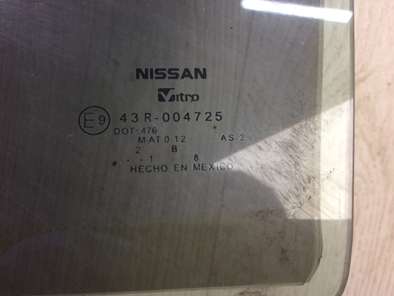 Стекло двери заднее левое SENTRA (B16) 06–12 2012 2.0 MR20DE Стекло двери заднее левое SENTRA (B16) 06–12 2012 2.0 MR20DE