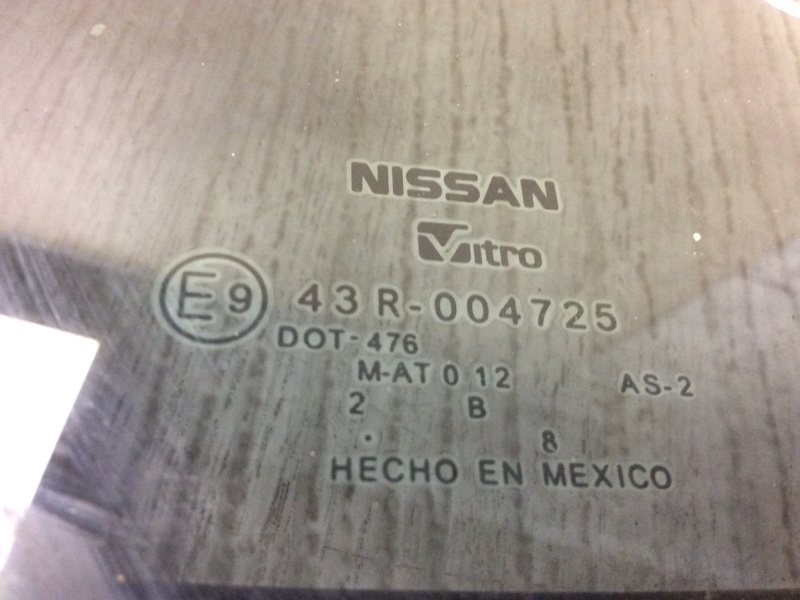 Стекло двери глухое правое SENTRA (B16) 06–12 2012 2.0 MR20DE