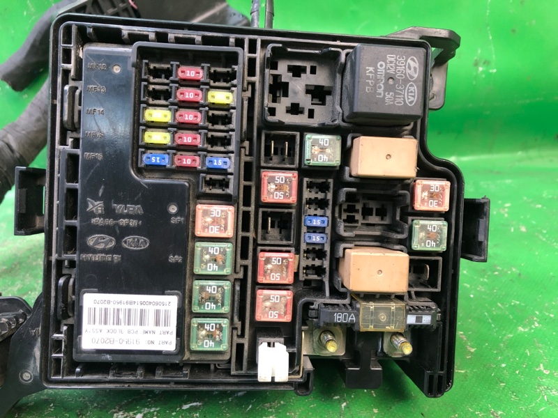 Блок предохранителей моторный отсек KIA SOUL PS 13-19 2.0 G4NC