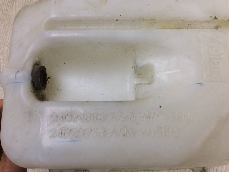 Бачок омывателя SENTRA (B16) 06–12 2012 2.0 MR20DE