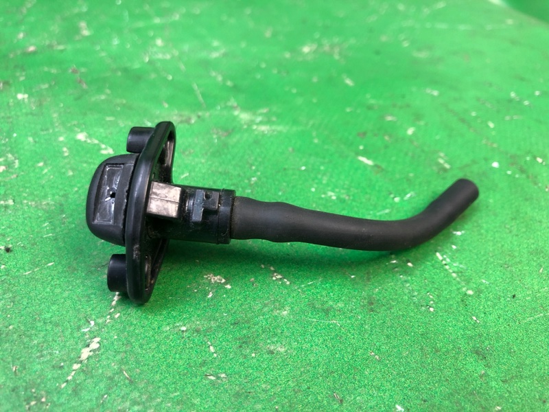 Форсунка омывателя стекла передняя KIA SOUL PS 13-19 2016 2.0 G4NC 986302K100 Б/У