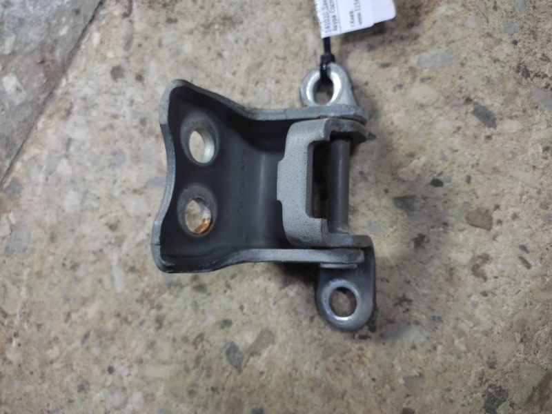 Петля двери нижняя передняя правая MDX (YD2) 06-13 2008 YD2 3.7 Петля двери нижняя передняя правая MDX (YD2) 06-13 2008 YD2 3.7